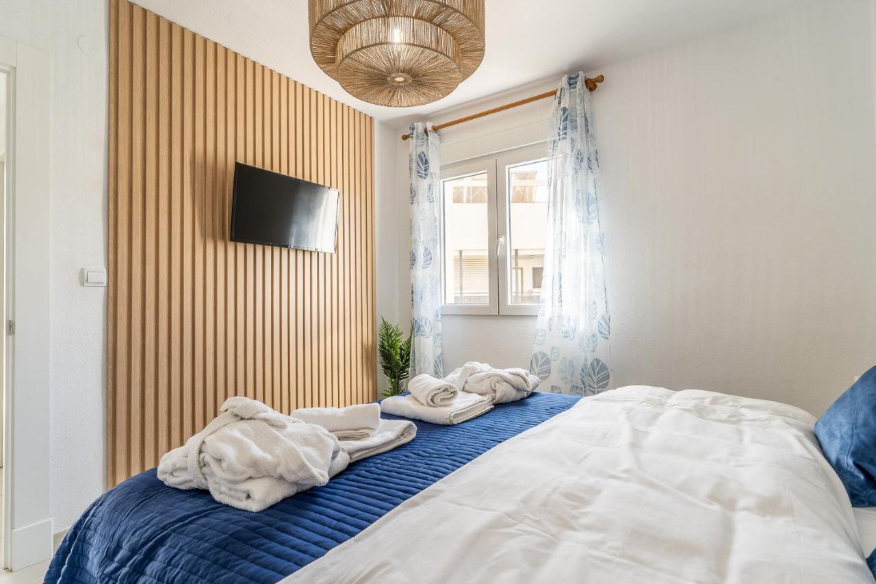 Sea View 2 Bedroom Apartment 2 Min Away From The Beach ตอร์เรโมลิโนส ภายนอก รูปภาพ