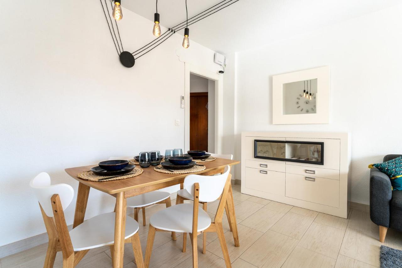 Sea View 2 Bedroom Apartment 2 Min Away From The Beach ตอร์เรโมลิโนส ภายนอก รูปภาพ